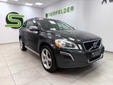 Volvo XC60 2.4 D5 R-Design AWD PANORAMA/XENON - Volvo XC60 Gebrauchtwagen