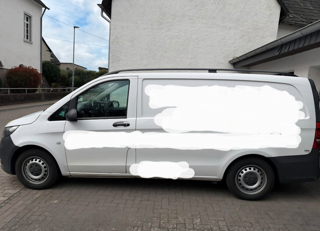 Image of Mercedes-Benz Vito