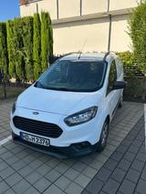 Ford Transit Courier 1.0 EcoBoost - Ford Courier mit Benzin-Antrieb