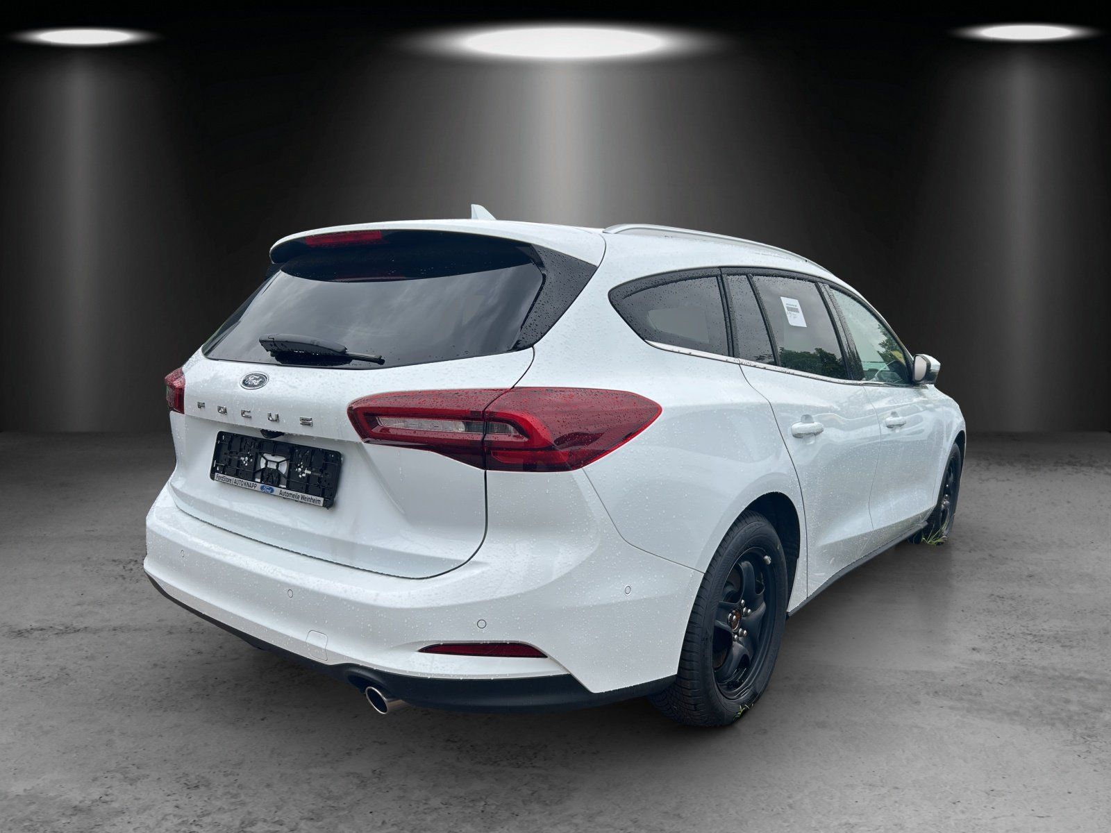 Fahrzeugabbildung Ford Focus Turnier 1,5 DSL Ecoblue  Titanium x Autom.