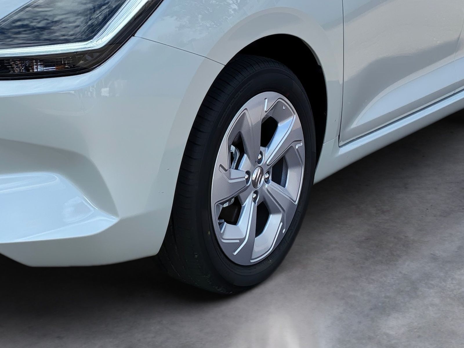 Fahrzeugabbildung Suzuki Swift 1.2 Dualjet 60 kW Comfort Kamera,LED,Navi
