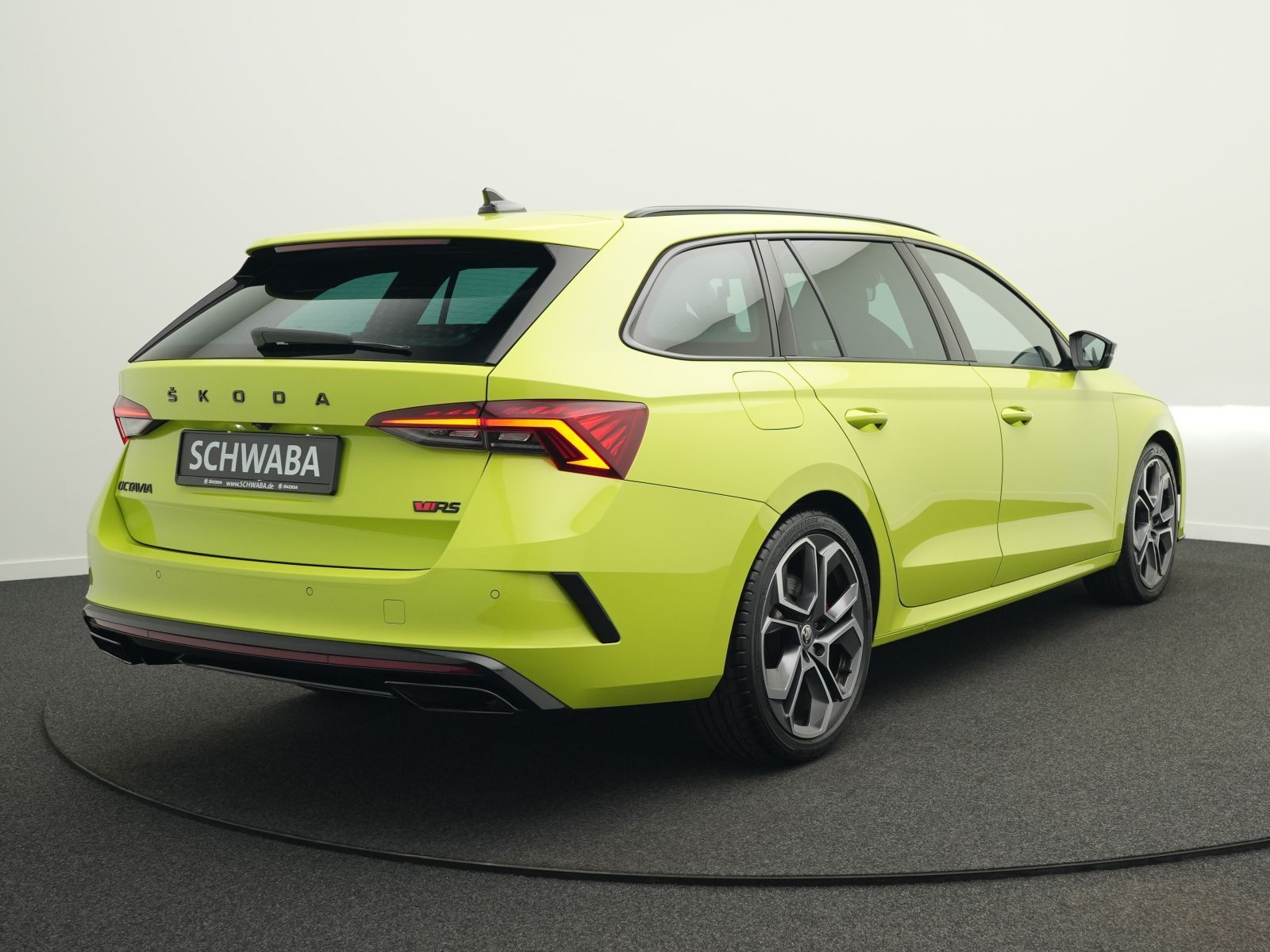 Skoda Octavia Combi RS 2.0 TSI HdUp*AHK*R-KAM*19" imagem 3