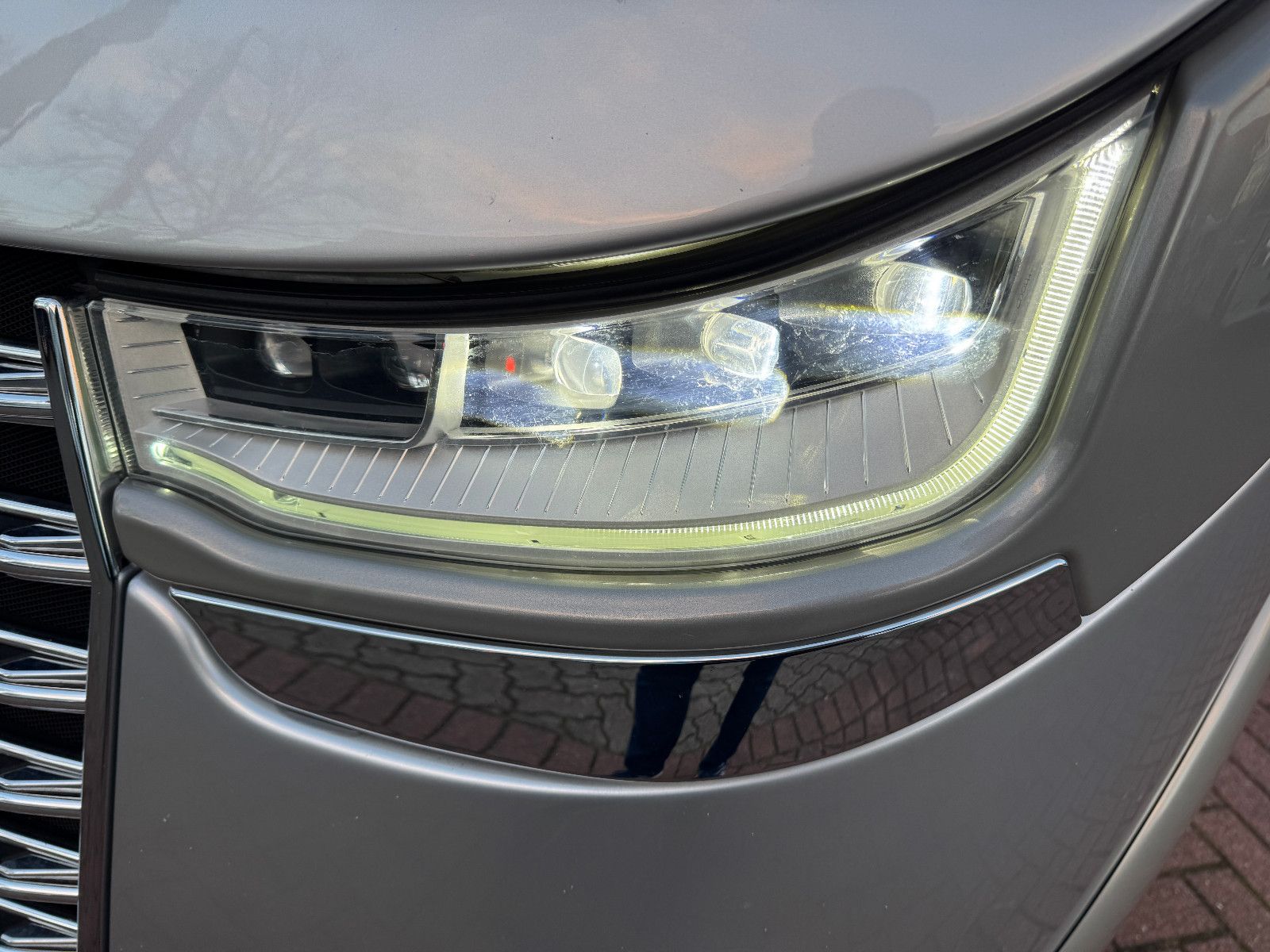 Fahrzeugabbildung Carthago Chic e-line I 51 QB MERCEDES 418 CDI 9GT 1.HAND
