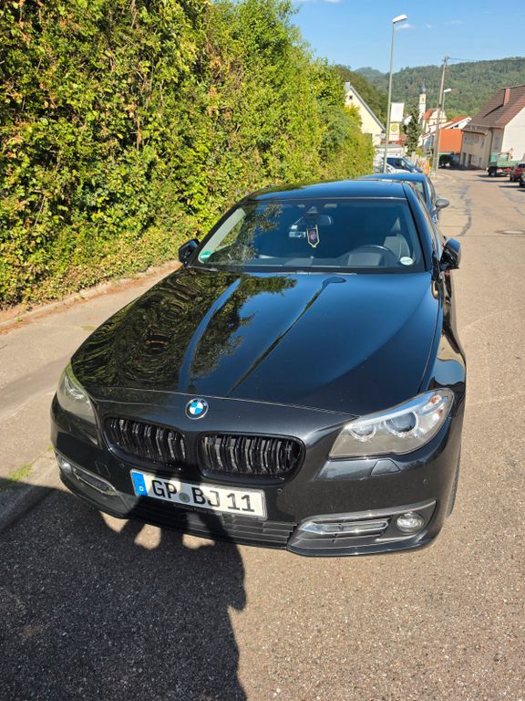 Image of BMW 530