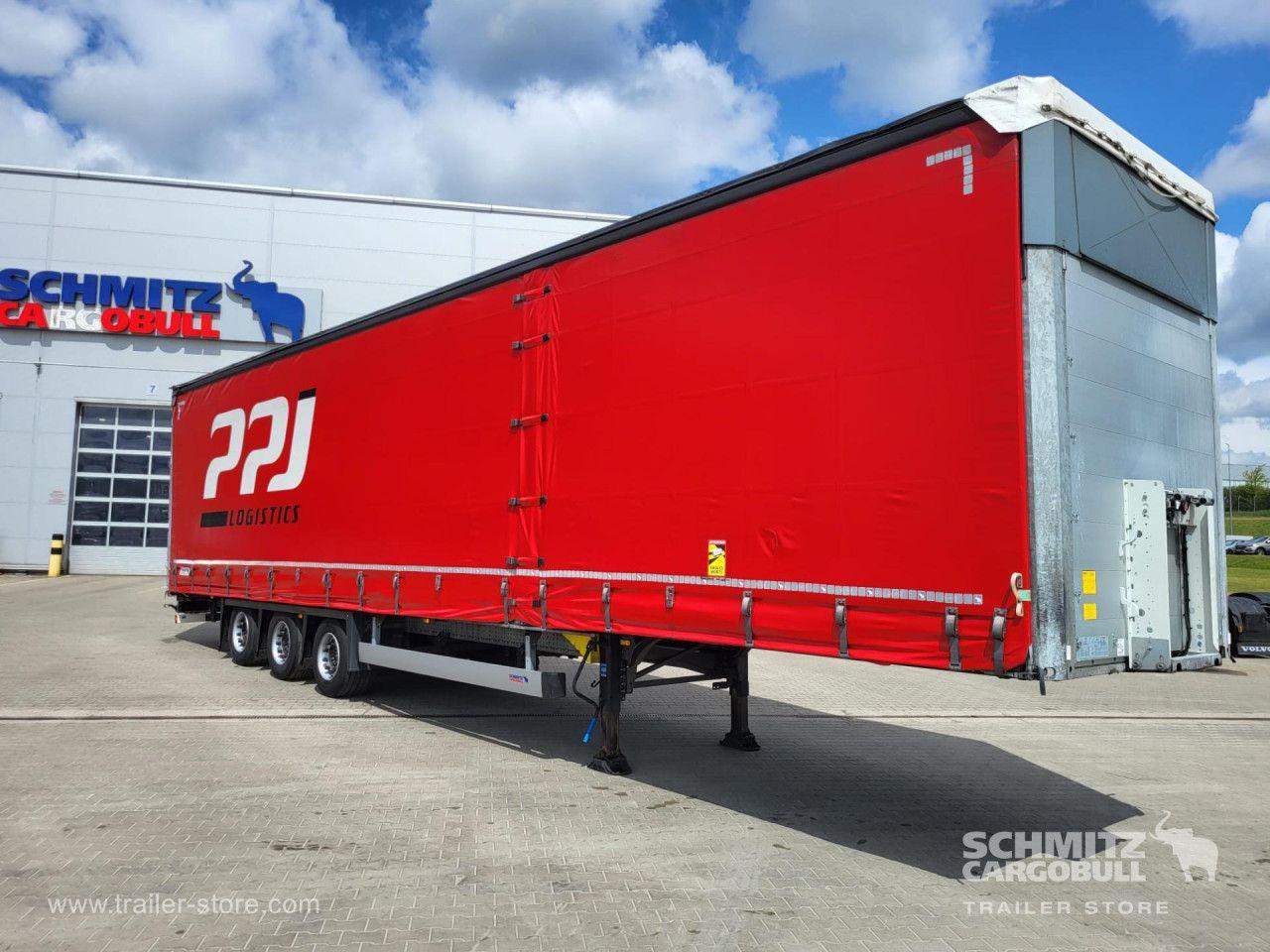 Schmitz Cargobull Semitrailer Curtainsider Mega
