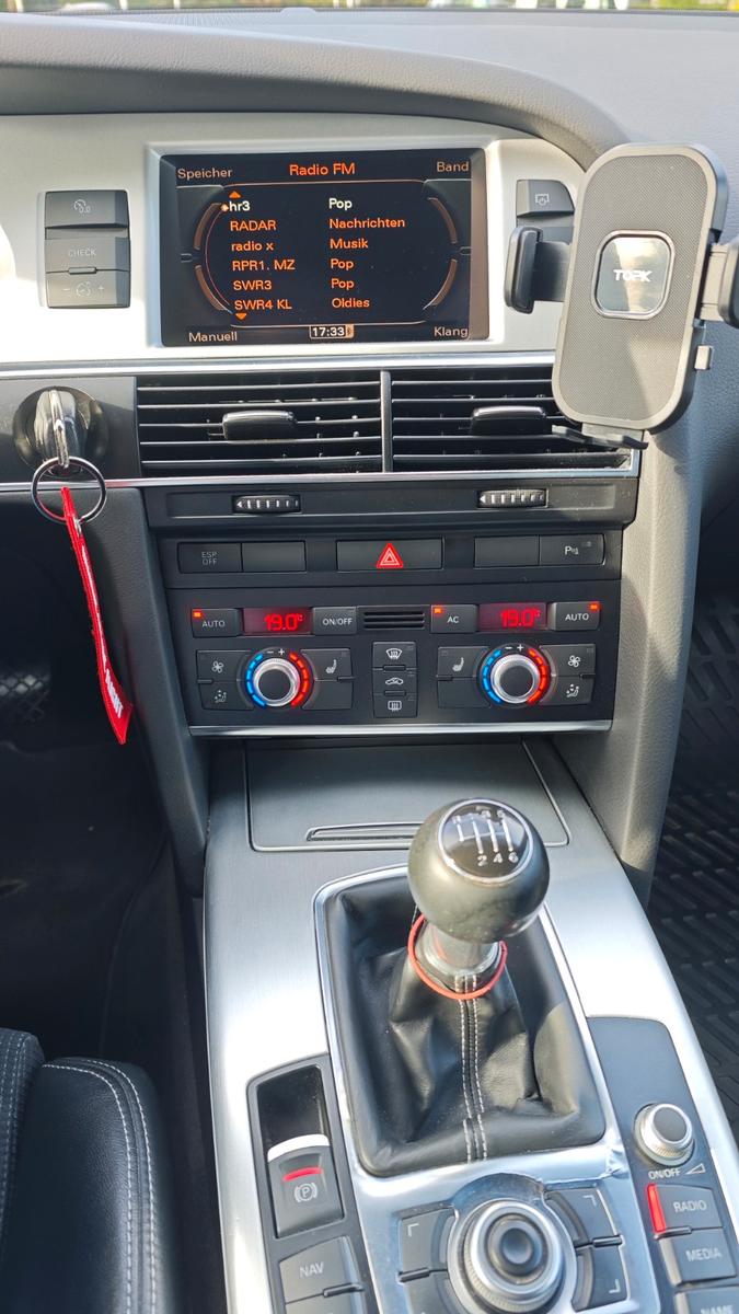 Audi A6 2011 — photo 8