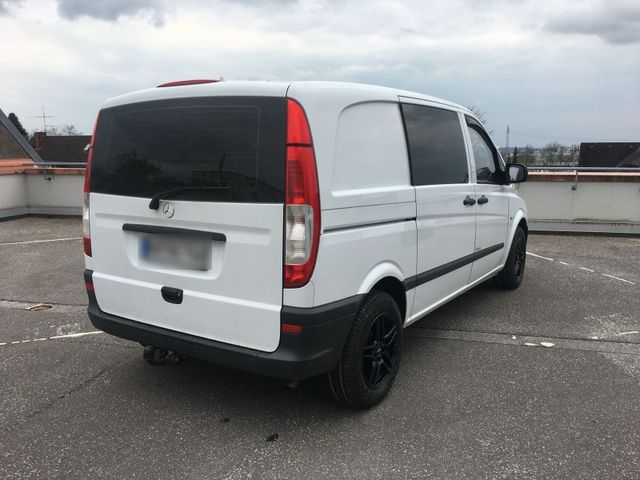 Mercedes-Benz Mercedes Benz Vito 109 CDI Kompakt mit 2 S...