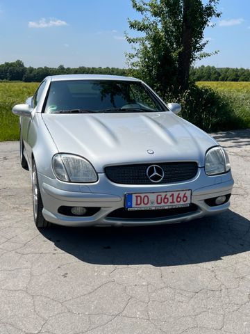 Mercedes-Benz SLK 32 AMG Xenon Designo