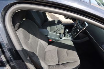 Volvo V40 - 11