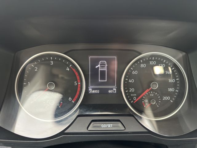 Fahrzeugbild 16