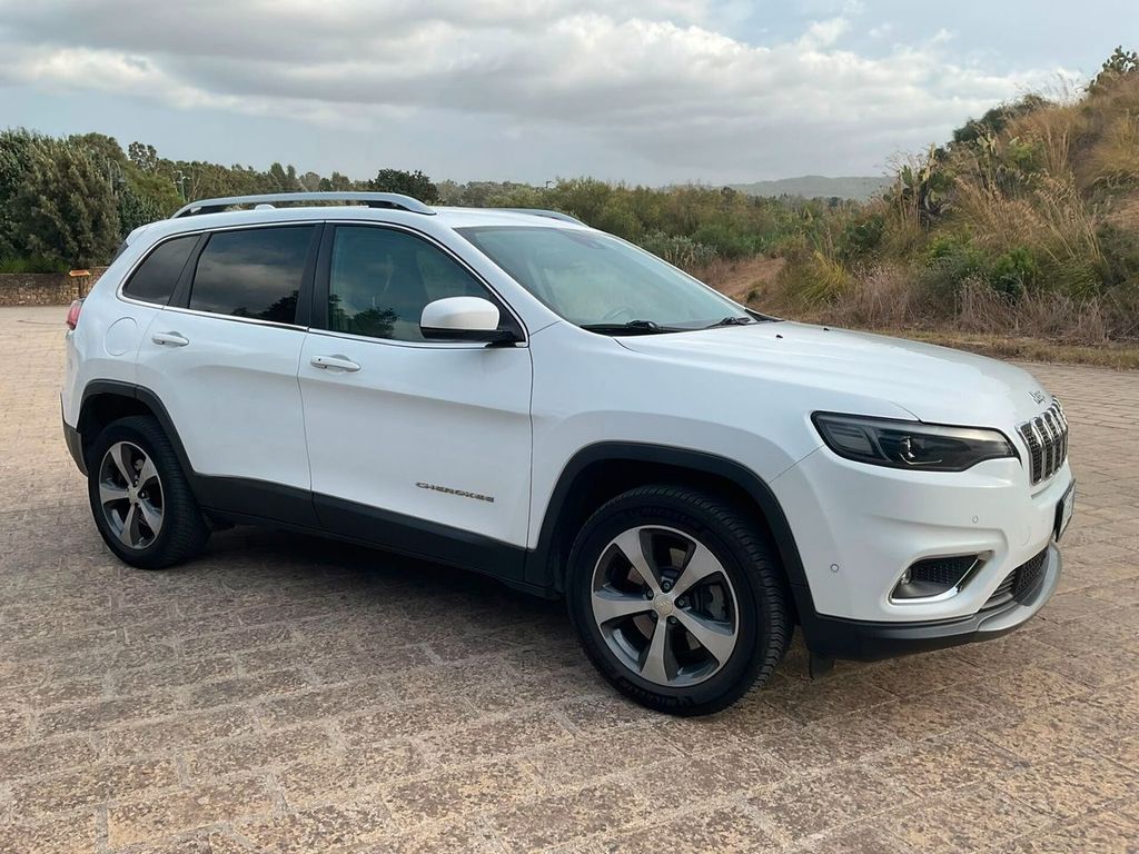 Image of Jeep Cherokee