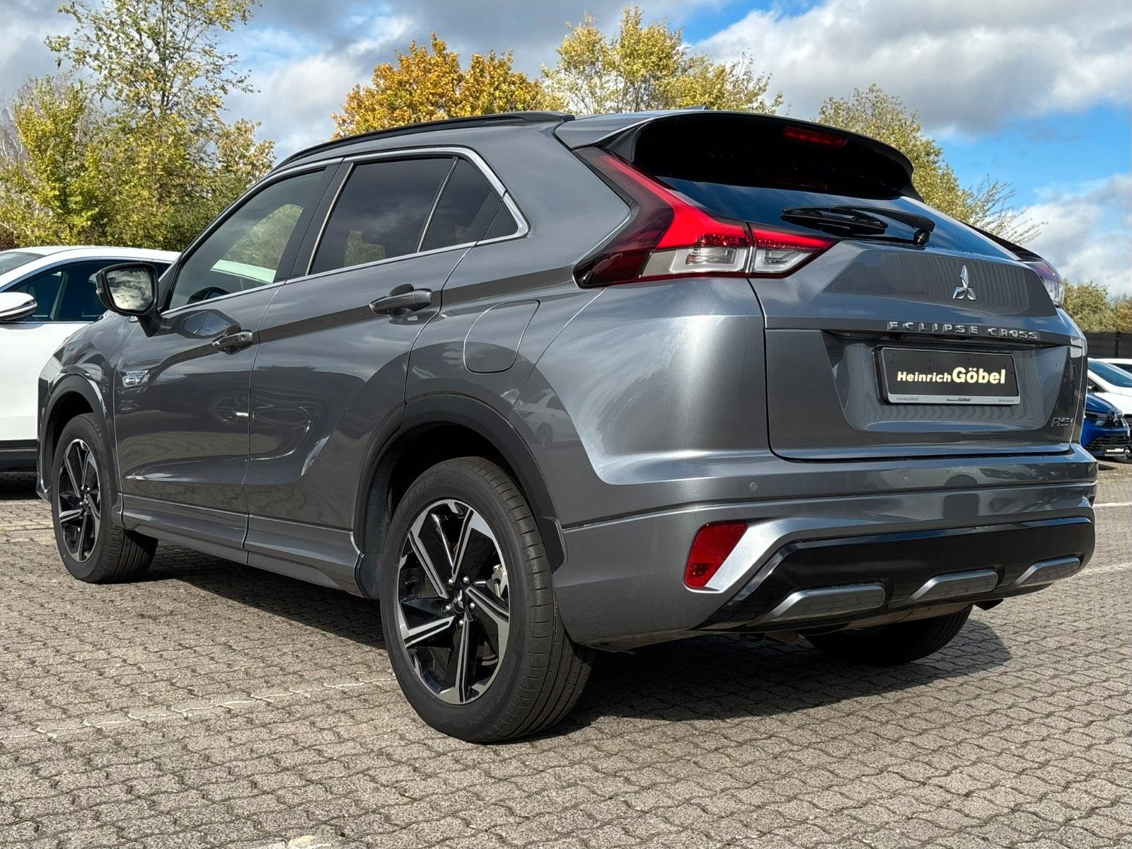 Fahrzeugabbildung Mitsubishi Eclipse Cross PHEV PLUS