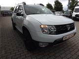 Dacia Duster Black Shadow 4x2*Klima*SHZ*Kam*Allwetter* - Dacia Duster: Weiß