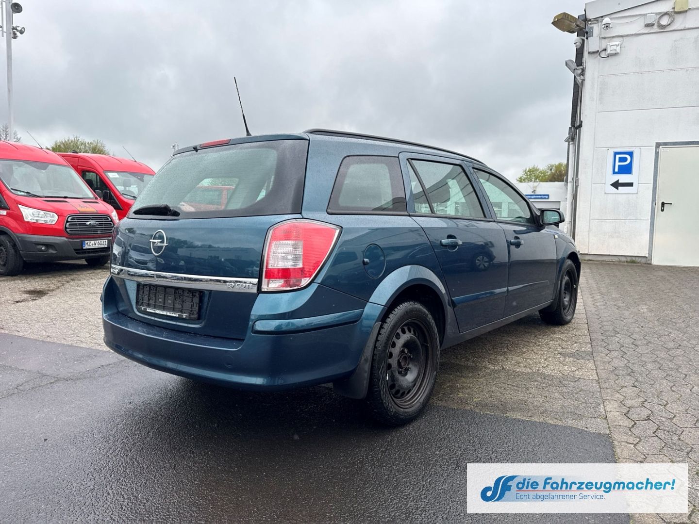 Fahrzeugabbildung Opel Astra H 1,9td Caravan Edition Temp *EXPORT