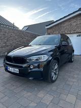 BMW X5 xDrive40d - - BMW X5 von privat