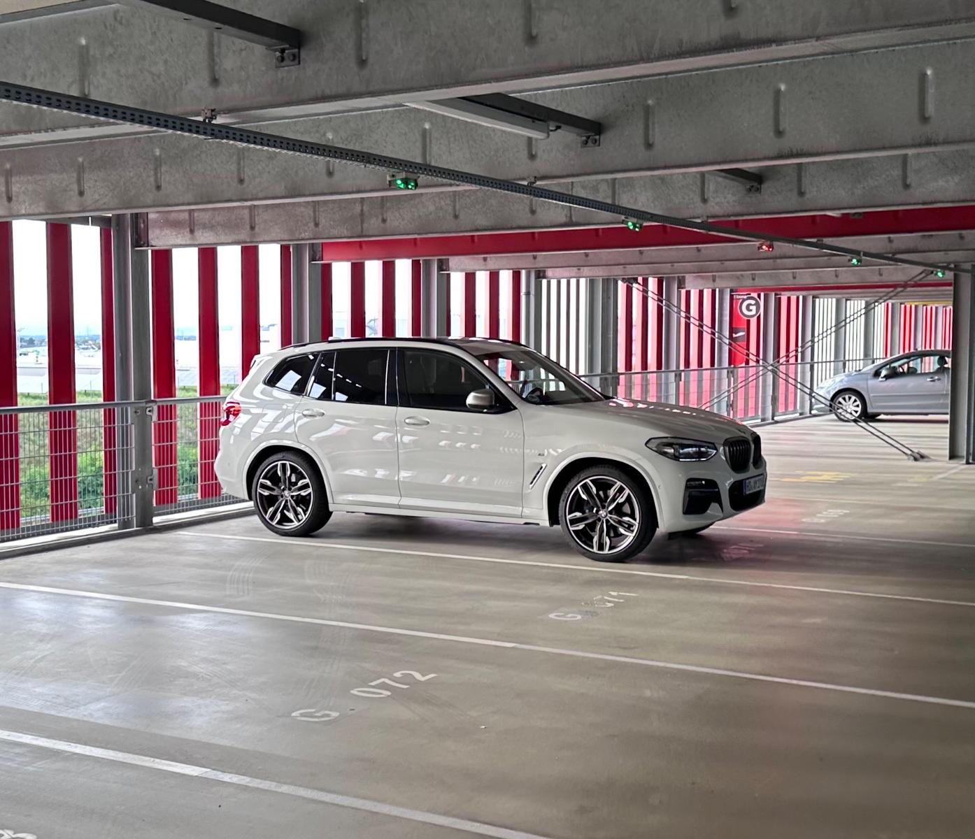 BMW X3 M40i AT -