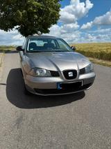 Seat Ibiza 1.2 Benzin  Scheckheftgepflegt... - gebrauchte Seat Ibiza aus dem Jahr 2003