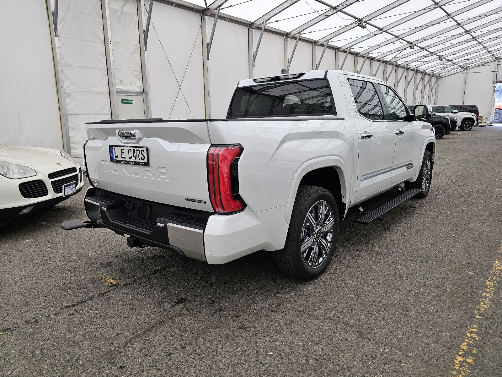 Fahrzeugabbildung Toyota Tundra Capestone T1: 74.000 EURO ! Stock !!!!!!!