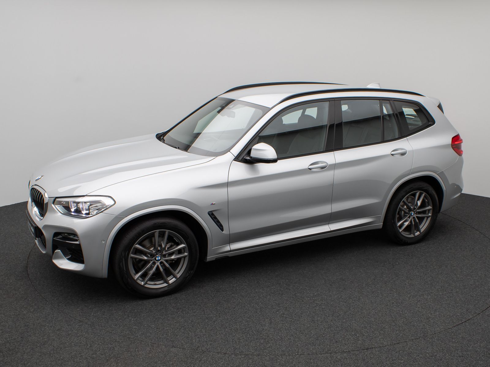 Fahrzeugabbildung BMW X3 xD20i M Sport 360°DAB Parkassist Alarm 19Zoll