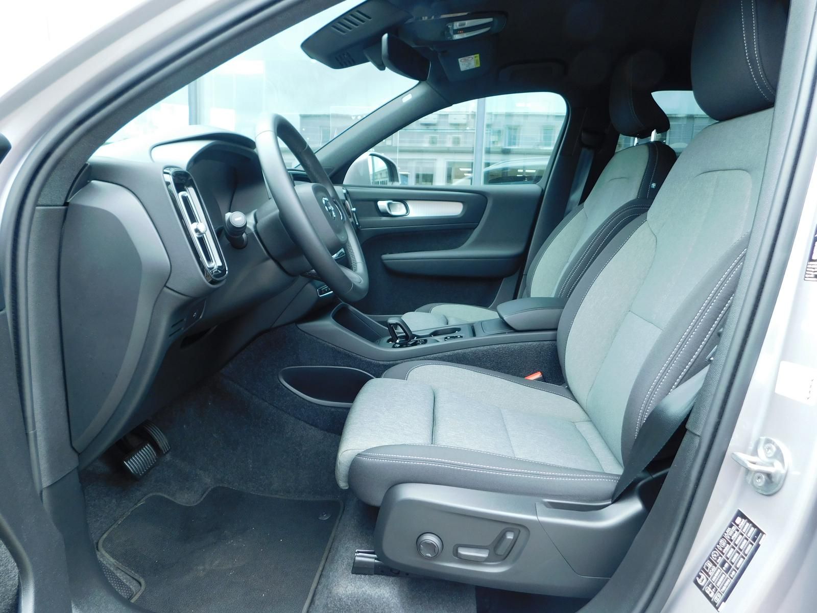 Fahrzeugabbildung Volvo XC40 B3 Core