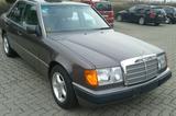 Mercedes-Benz E 200 (W 124) Autom., Oldtimer - gebrauchte Mercedes-Benz E 200 aus dem Jahr 1992