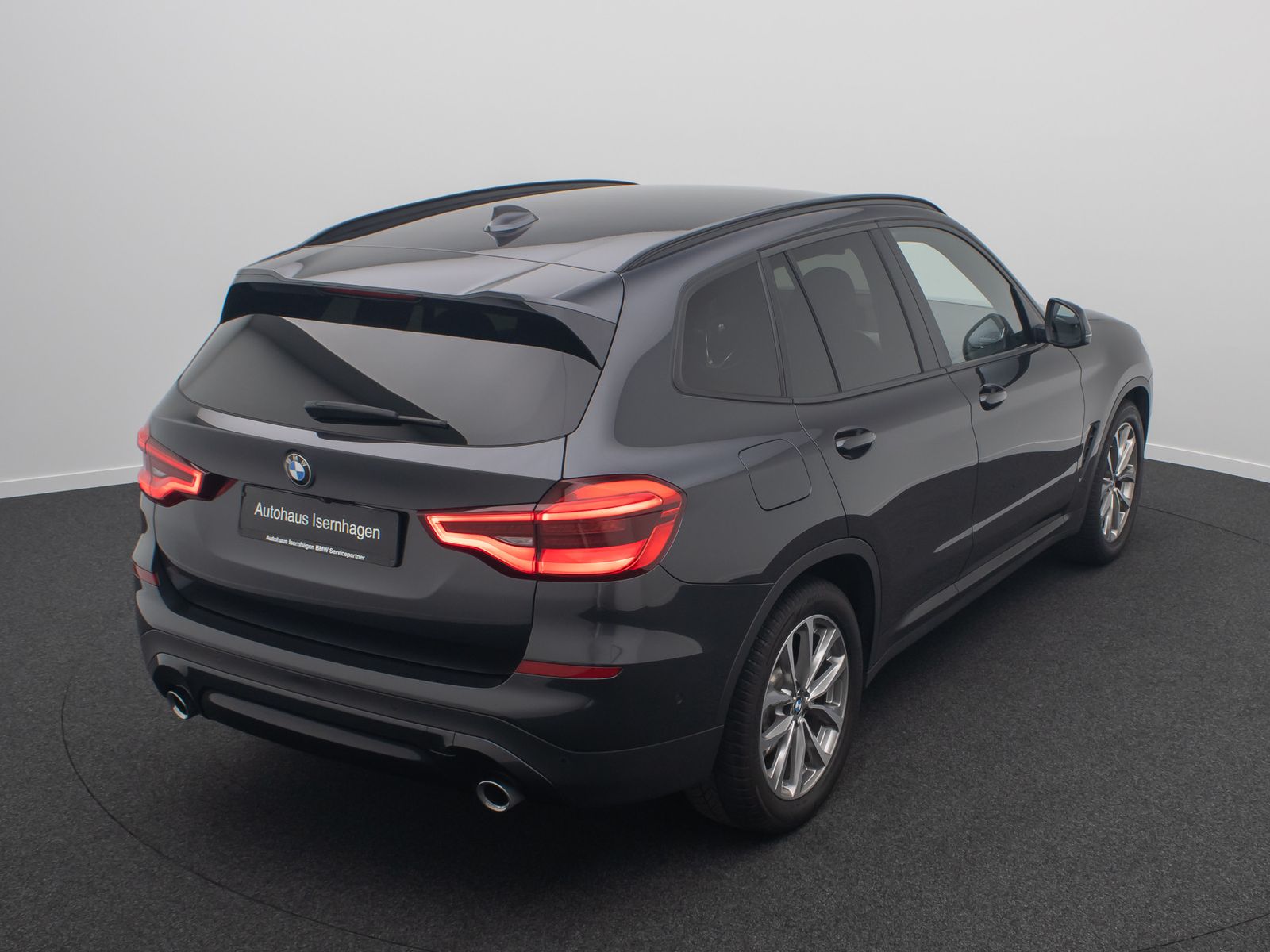 Fahrzeugabbildung BMW X3 xD20d Kamera HUD HiFi AHK Komfort Sport 19"