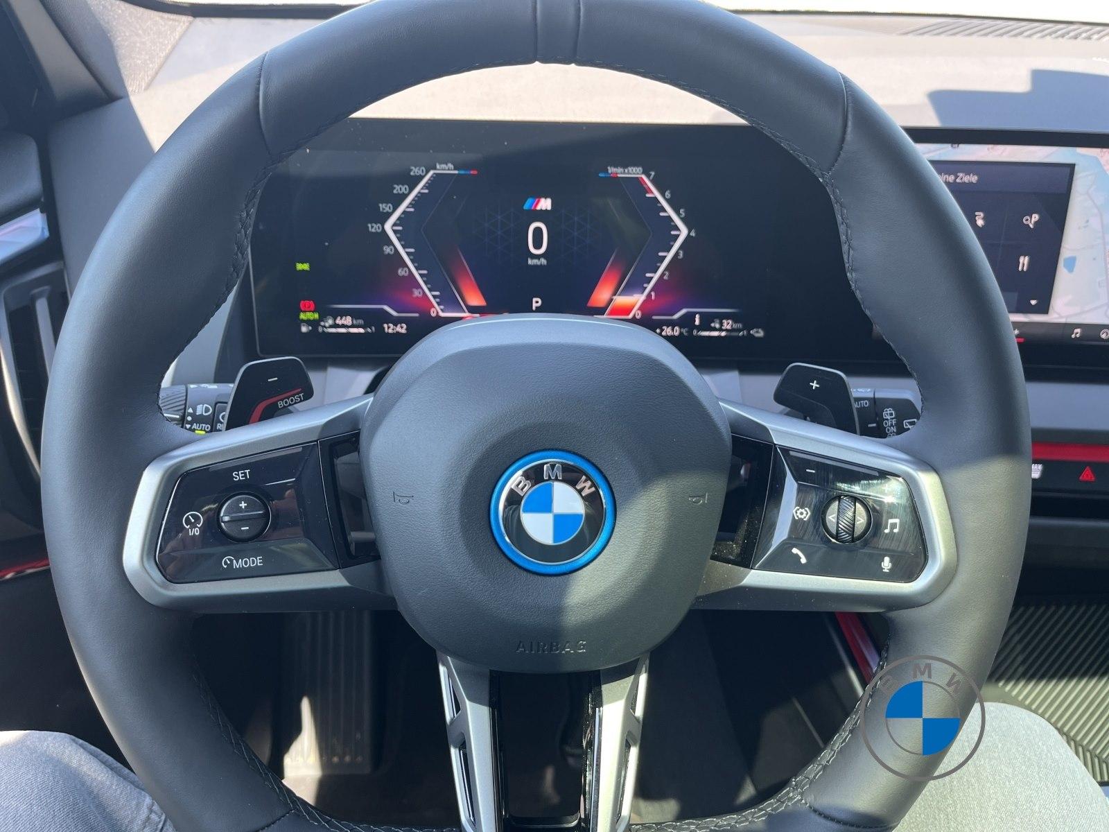 BMW X3 30e xDrive M Sport 19" AHK Pano Sitzbelüft H/