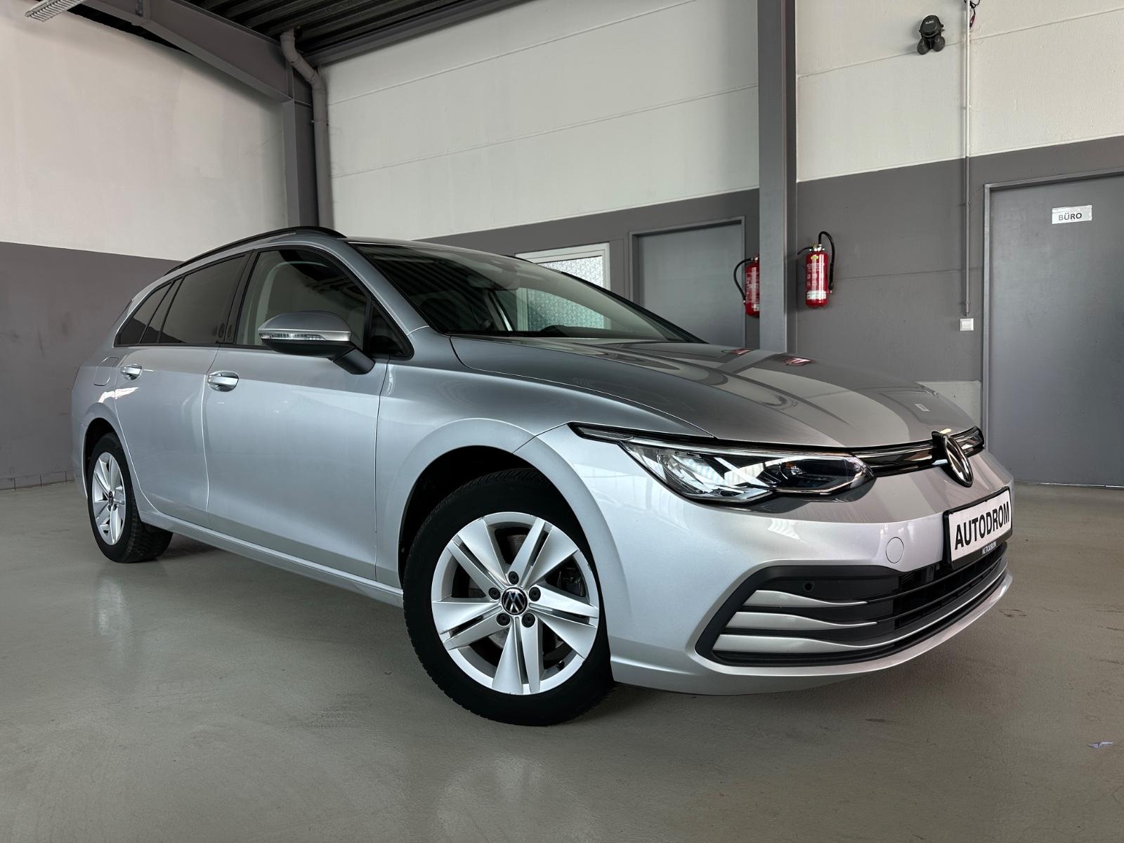 Volkswagen Golf VIII Variant Life/Standheizung/AHK/Kamera