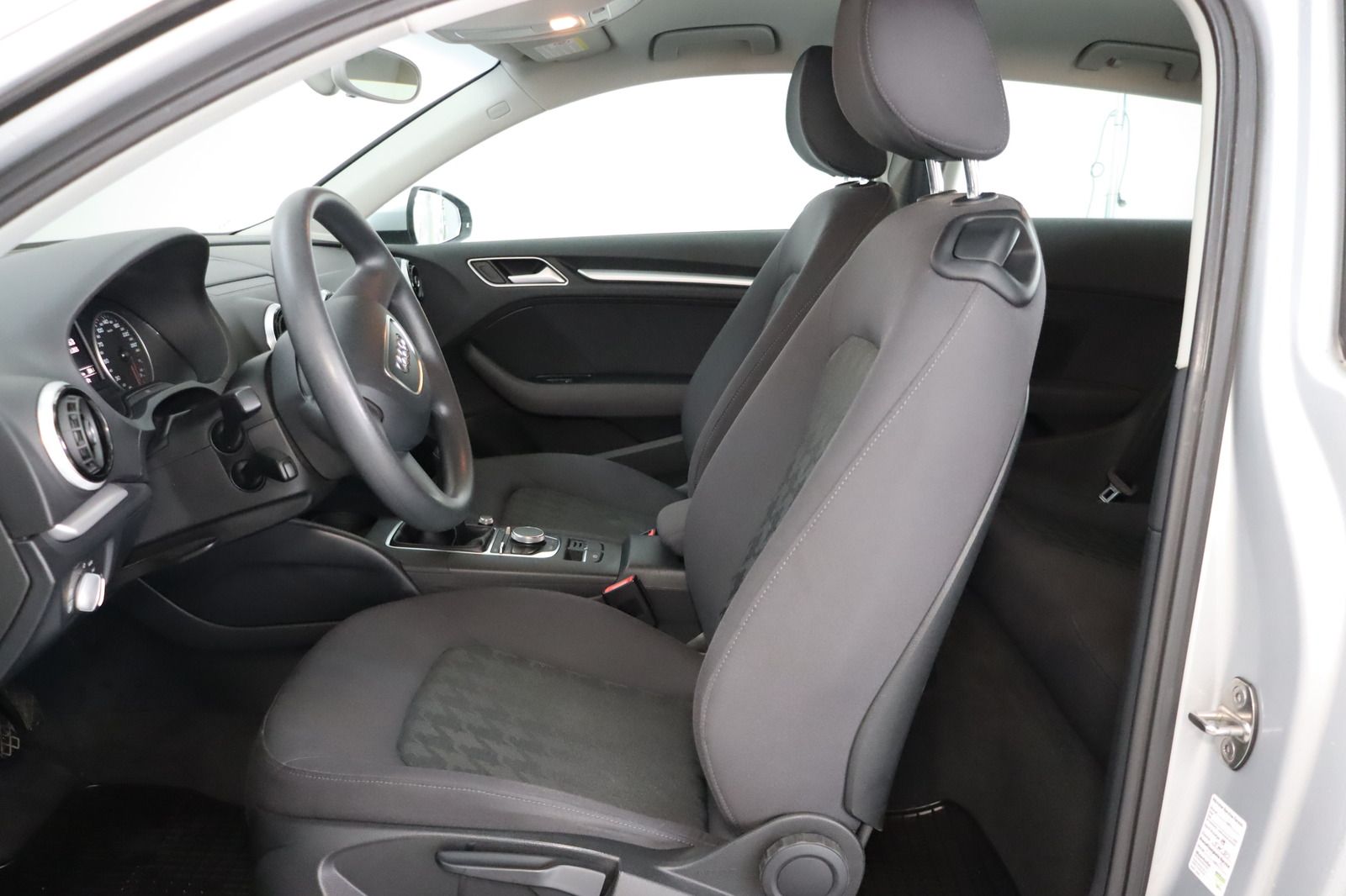 Fahrzeugabbildung Audi A3 1.4 TFSI * HU/AU neu * 1.Hand