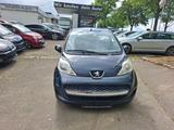 Peugeot 107 Filou Klima - Peugeot 107 Filou mit Benzin-Antrieb