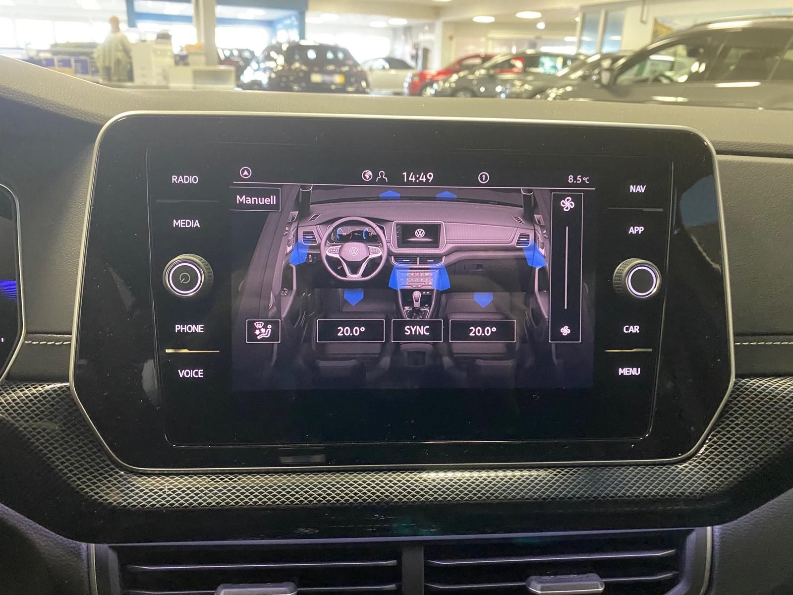 Fahrzeugabbildung Volkswagen T-Cross 1.5 TSI DSG BLACK STYLE R-Line+AHK+ACC++