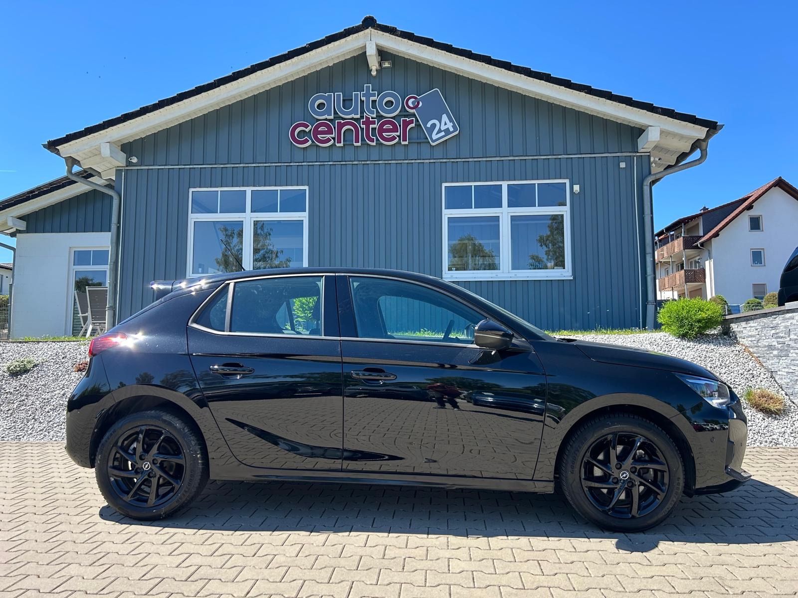 Fahrzeugabbildung Opel Corsa F GS°Automatik°LED°1.Hand°Leder°Kamera°