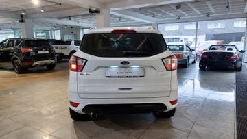 Ford Kuga - 11
