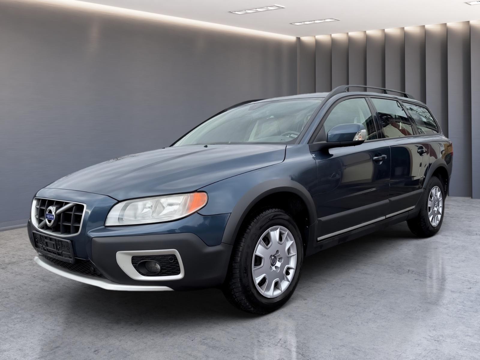 VOLVO XC70 2.4 D5 185CH MOMENTUM AWD