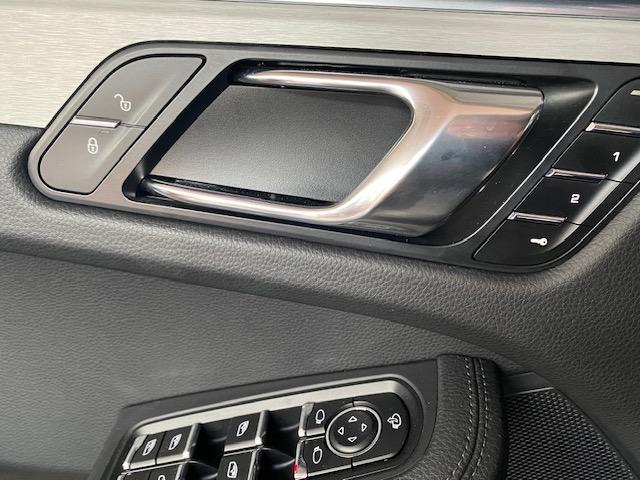 Porsche Macan S Pano Kamera elektr.AHK AD Memory Sitze N
