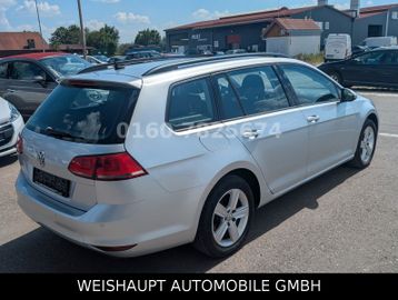 Volkswagen Golf - 4