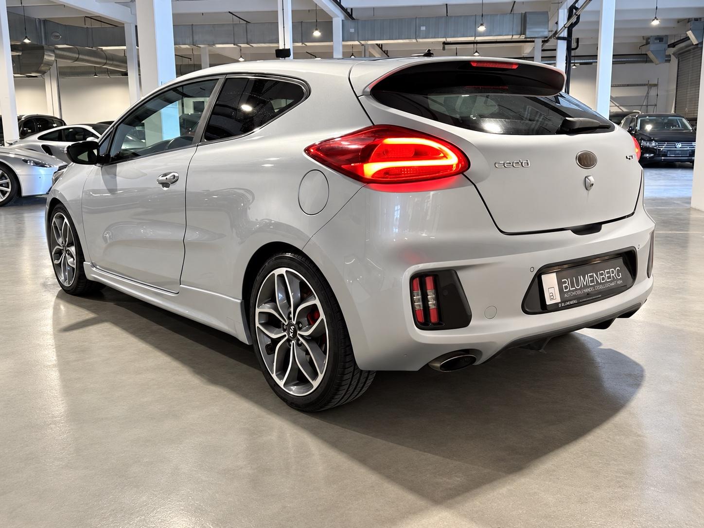 Kia pro cee'd / ProCeed GT-Track*Pano,Navi,Tempomat*