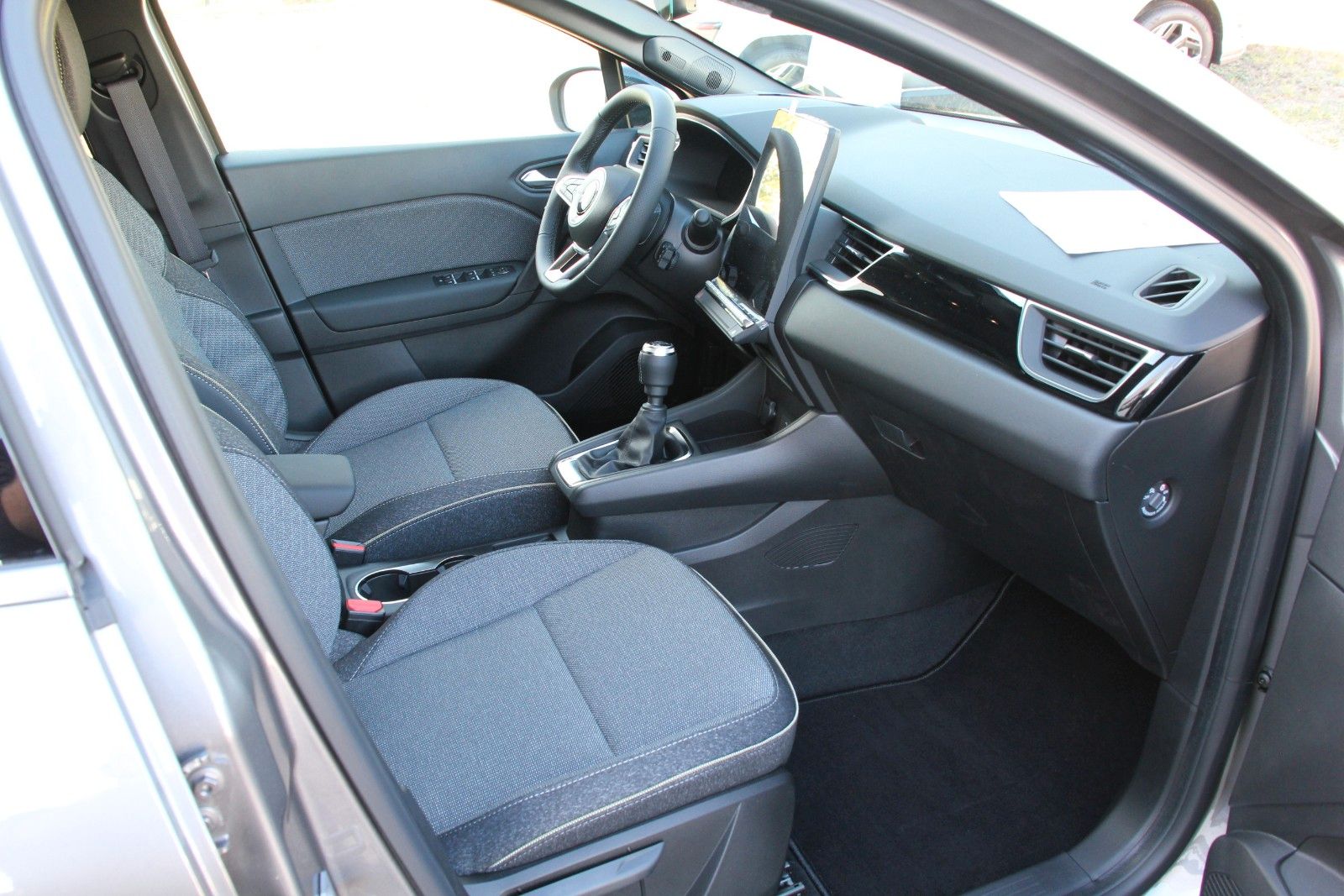 Fahrzeugabbildung Mitsubishi Grandis 1.3 Intro Edition