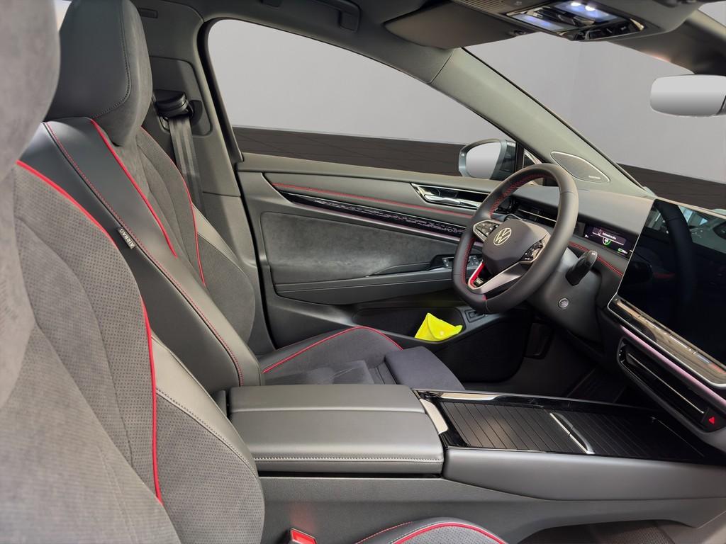 Volkswagen ID.7 GTX Tourer 4MOTION 250 kW (340 PS) 86kWh