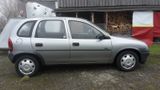 Opel Corsa B 5türer - Opel Corsa aus 1996: B