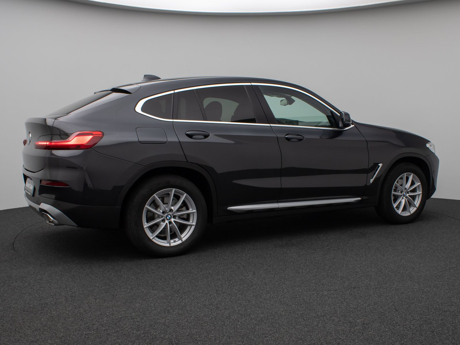Fahrzeugabbildung BMW X4 xD20d 360°DAB HiFi Fernlichtassist AHK Sport