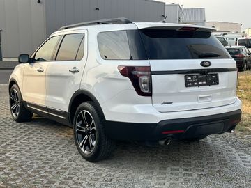 Ford Explorer - 6