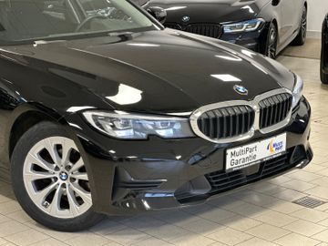 BMW 320 - 4