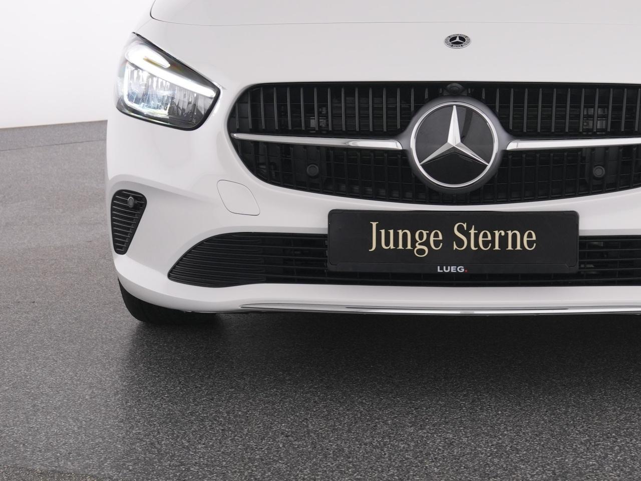 Mercedes-Benz B 180 Progressive+NavPrem+LED-HP+EHeck+ParkA+RFK