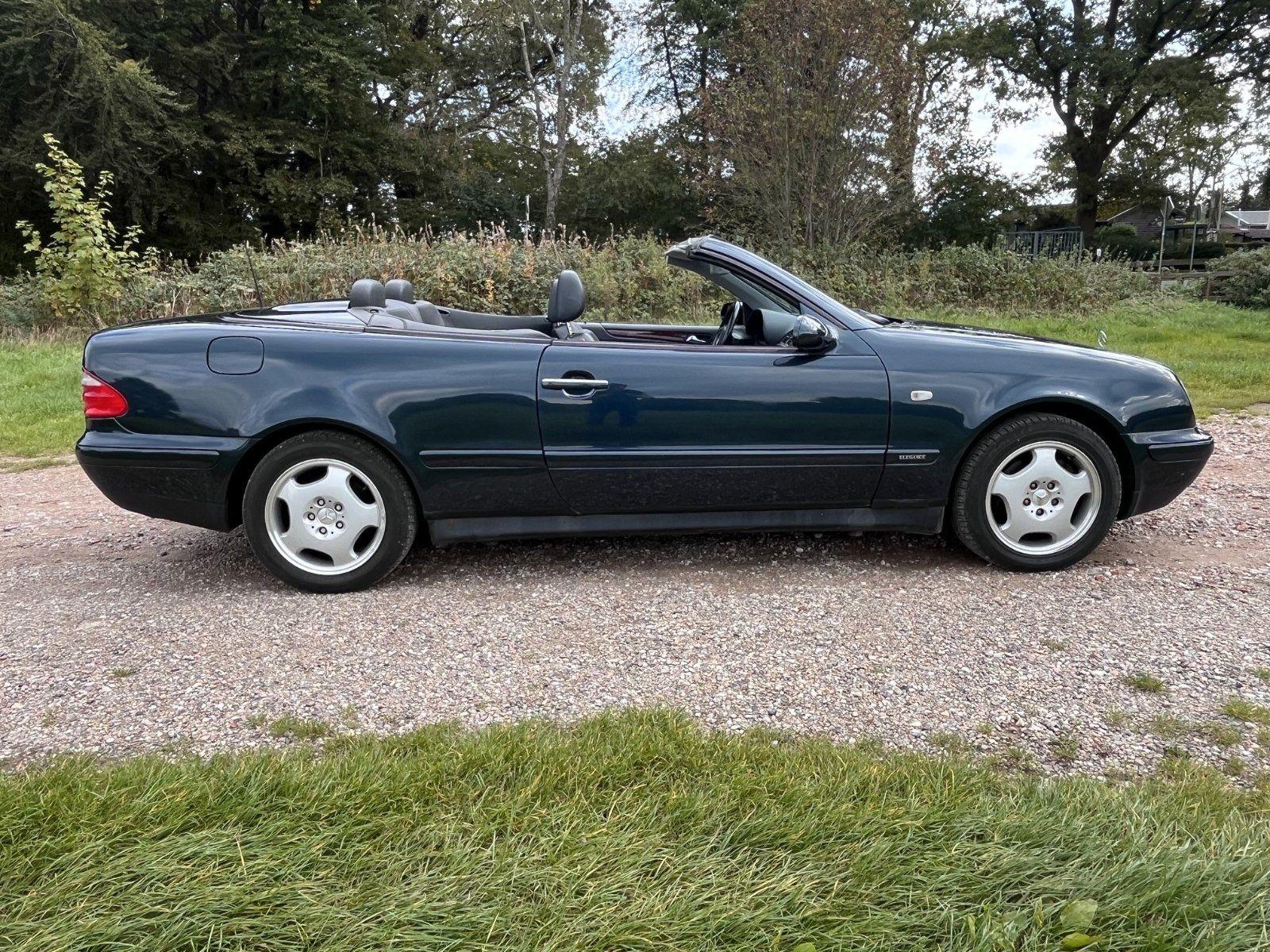 Mercedes-Benz CLK 230