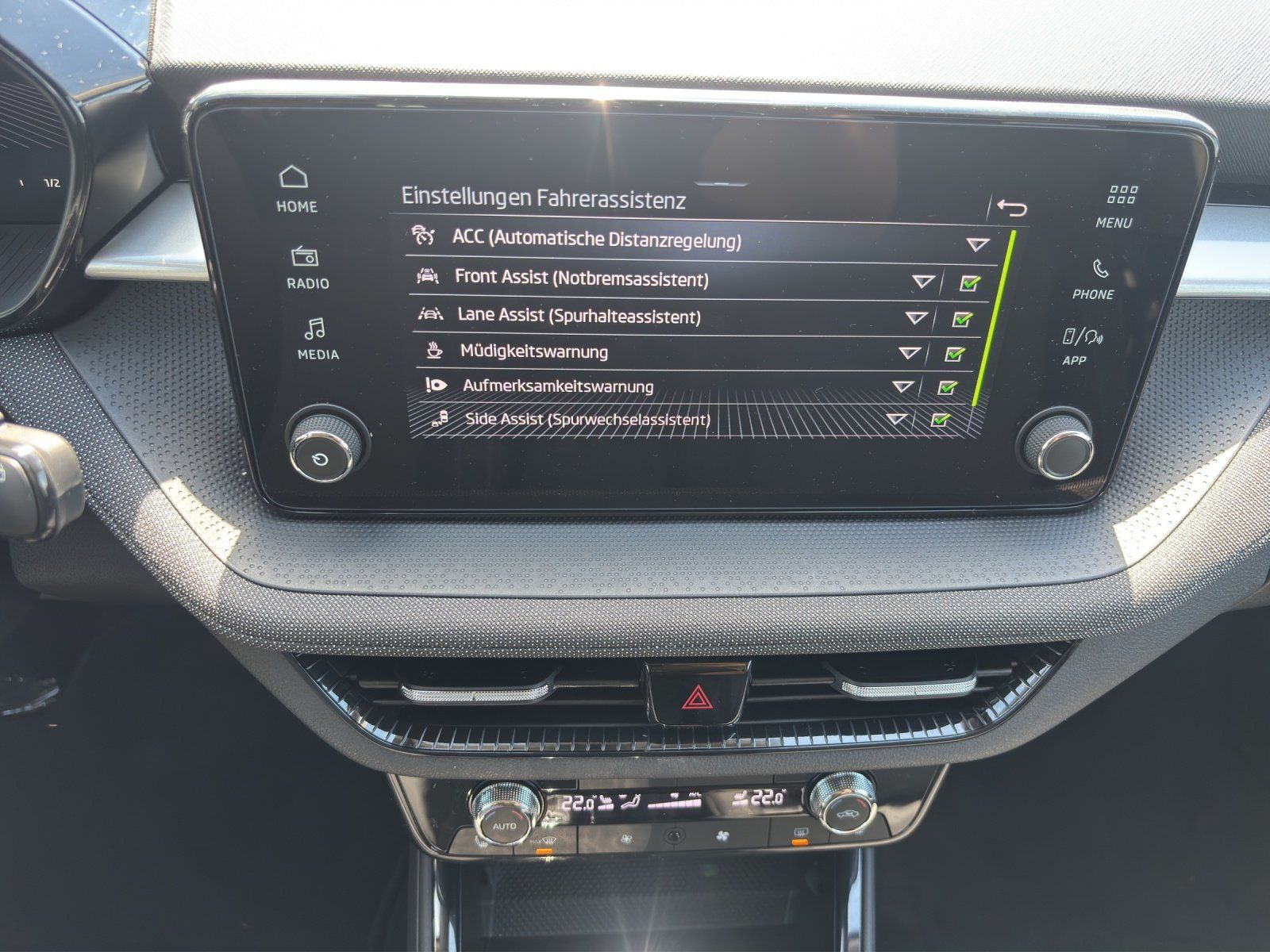Fahrzeugabbildung SKODA Fabia Balance 1,0 TSI 85 kW DSG MATRIX/CarPlay