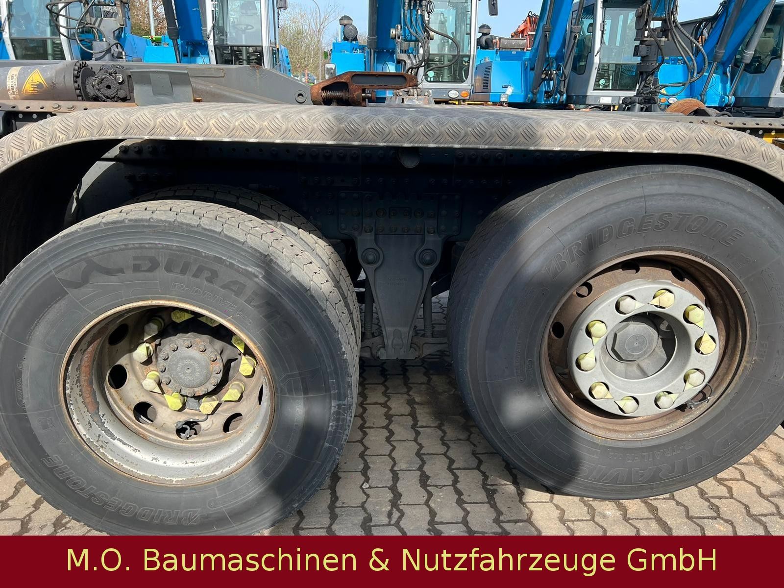 Fahrzeugabbildung Volvo FH 420 /AC / 6x2 / Liftachse / Euro6 /