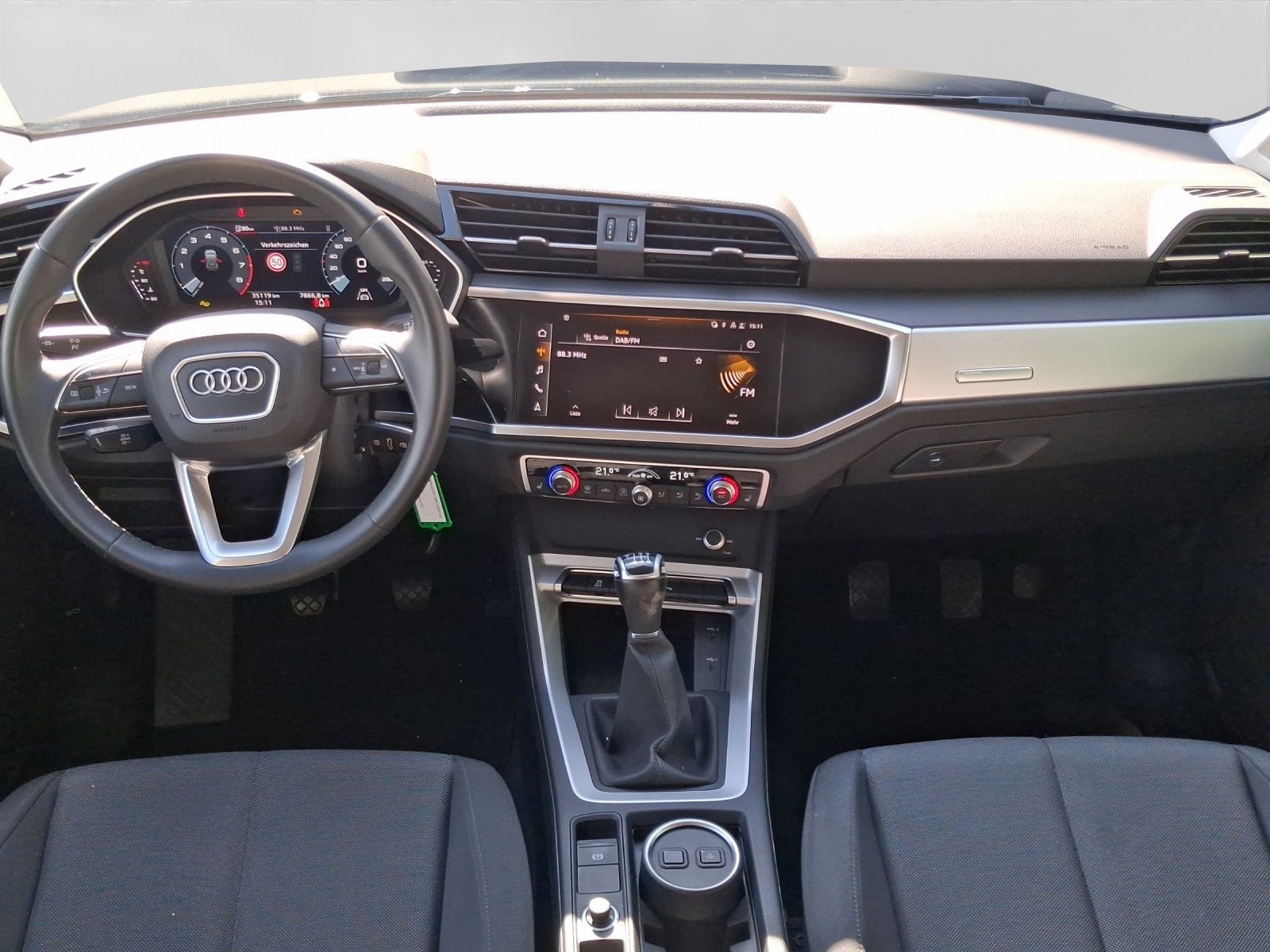 Audi Q3 35 TFSI AHK KAMERA LM18 foto 5