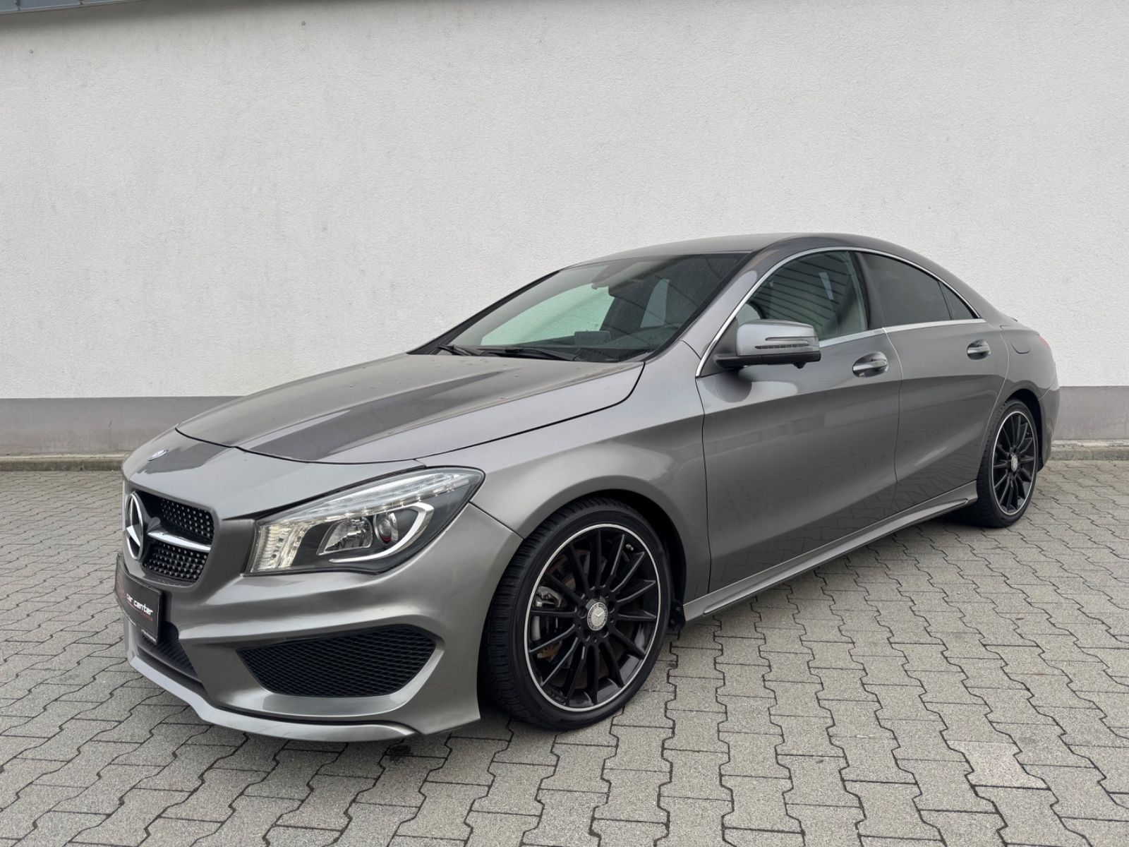 MERCEDES-BENZ CLA 250 AMG LINE (NAVI/CAM/AUT./ERST 50 TKM )