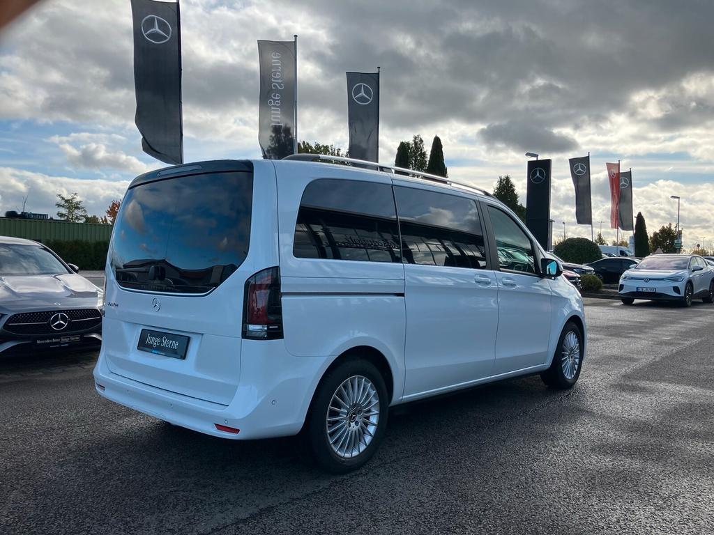 Mercedes-Benz V 220